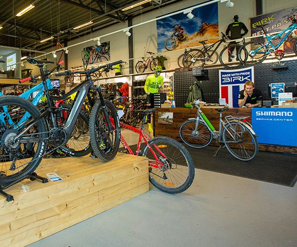 Birk Sport - sykkelbutikk og sykkelverksted med stort utvalg av sykler, elsykler, klær og utstyr